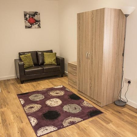 Town Centre Apartments Dewsbury Exterior foto