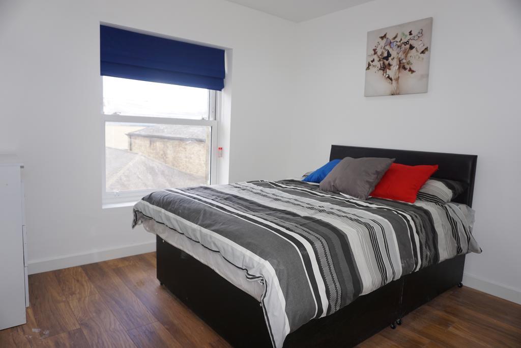 Town Centre Apartments Dewsbury Exterior foto